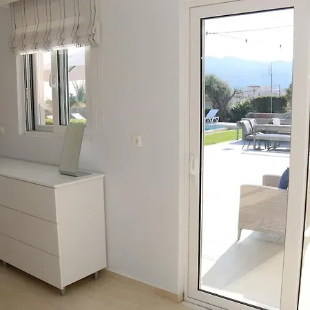 Luxury With Pool Close To Faliraki & *