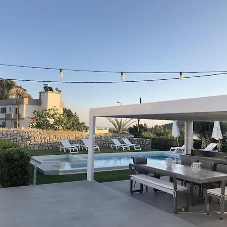 Luxury With Pool Close To Faliraki & * Kalithies