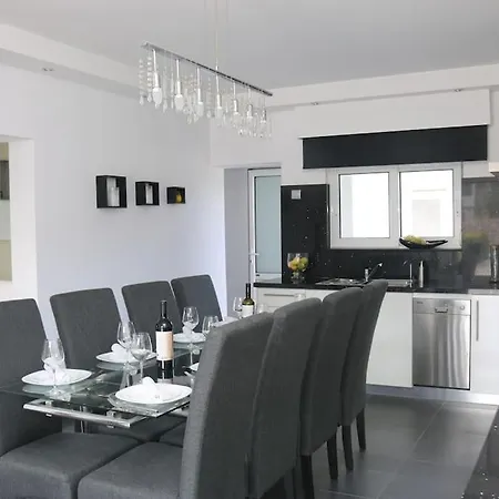 Villa Luxury With Pool Close To Faliraki & Kalithies